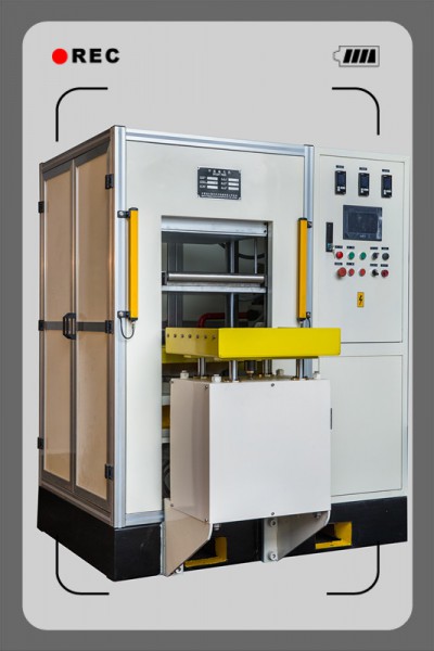 平板硫化機(jī)的油封更換步驟